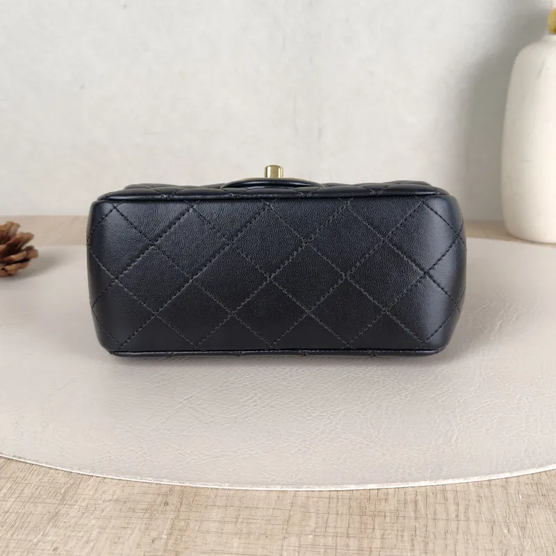 Chanel Crossbody Bag c Black Lambskin Mini 17 × 8 × 13.5 cm — cover view 3 of 6