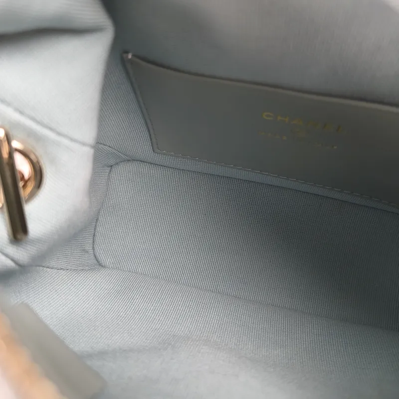 Chanel Crossbody Bag Crossbody Bag Grey Grained Calfskin One Size 16 × 6 × 13 cm — detail view 9 of 12