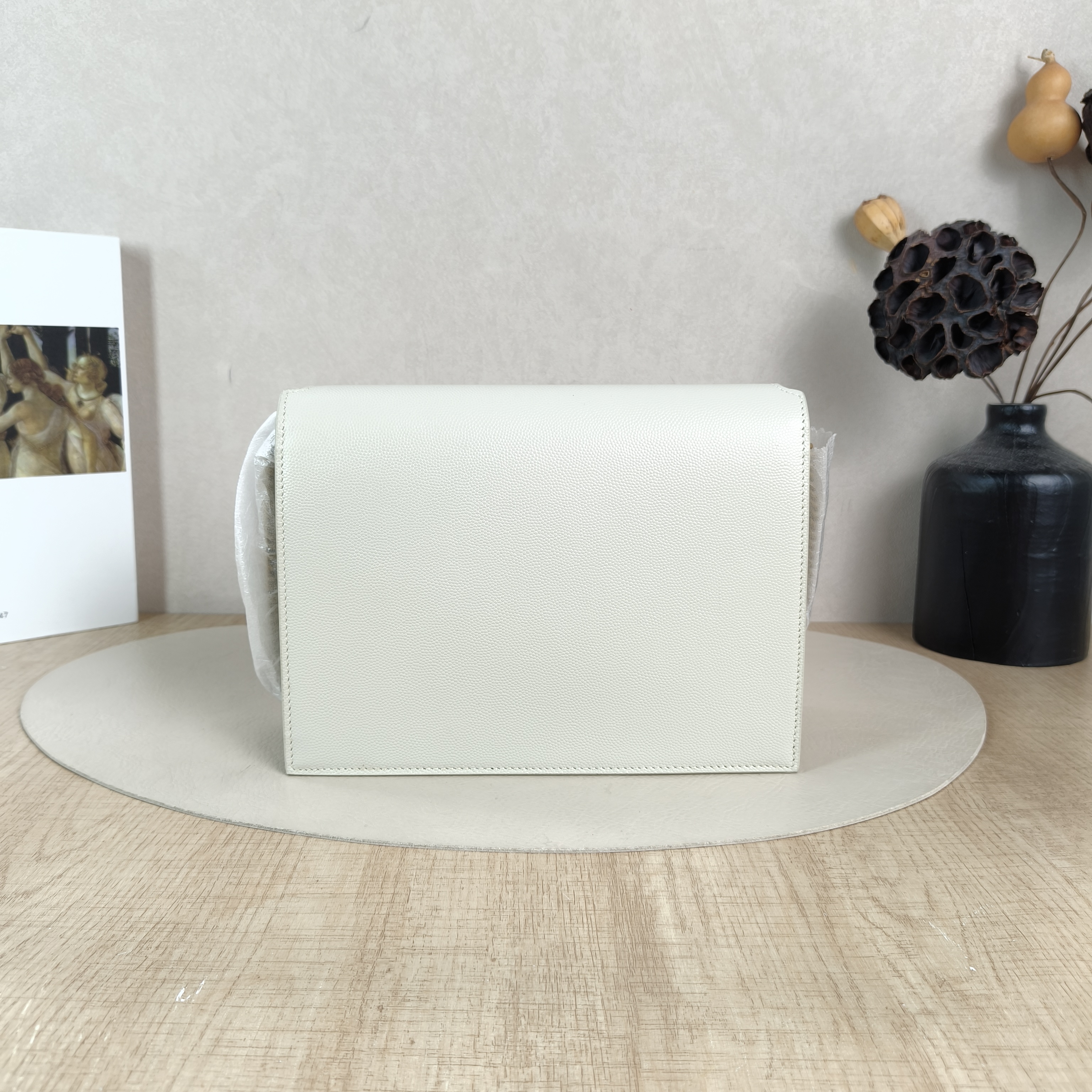 SAINT LAURENT Crossbody Bag Cassandra White Grained Calfskin Medium22 × 5.5 × 16.5 cm — cover view 5 of 6
