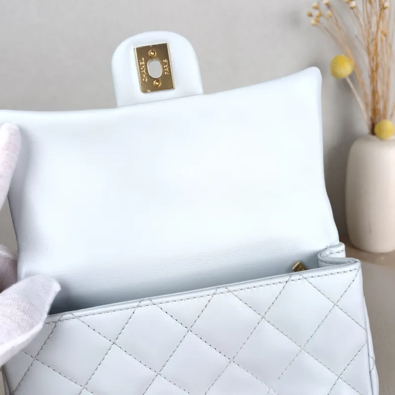 Chanel Crossbody Bag Woven Blue Lambskin One Size 20 × 5 × 13 cm — detail view 9 of 14