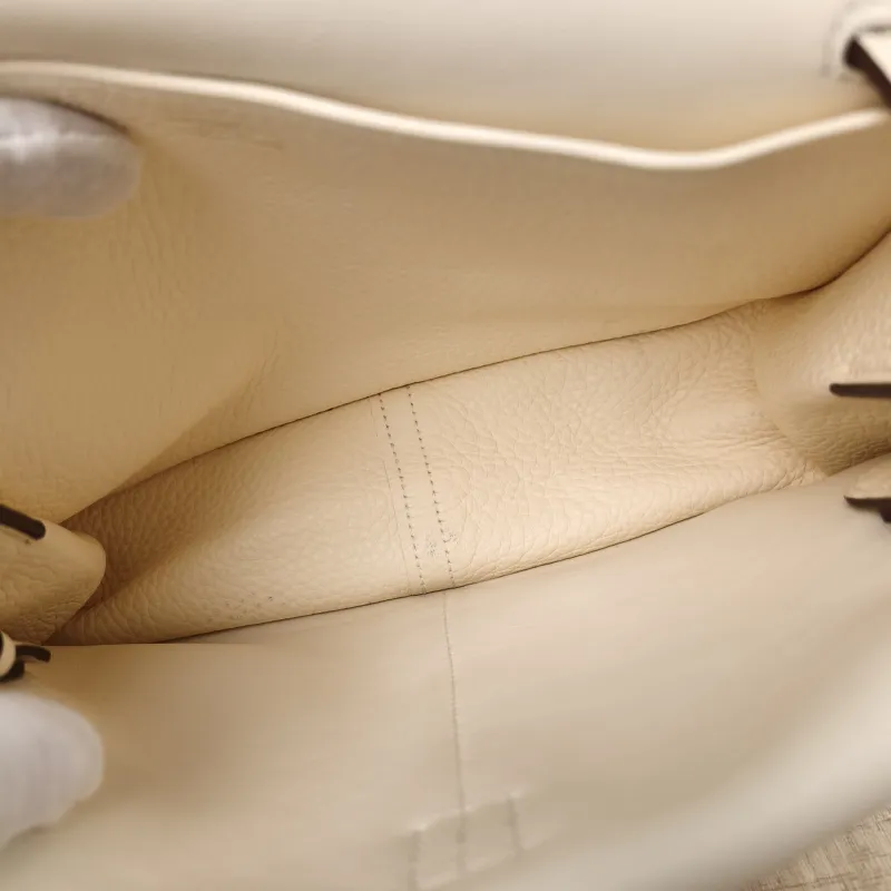 Hermès Shoulder Bag Halzan 25I2 Taurillon Clemence TC Calfskin Small25 × 8 × 17 cm — detail view 4 of 17