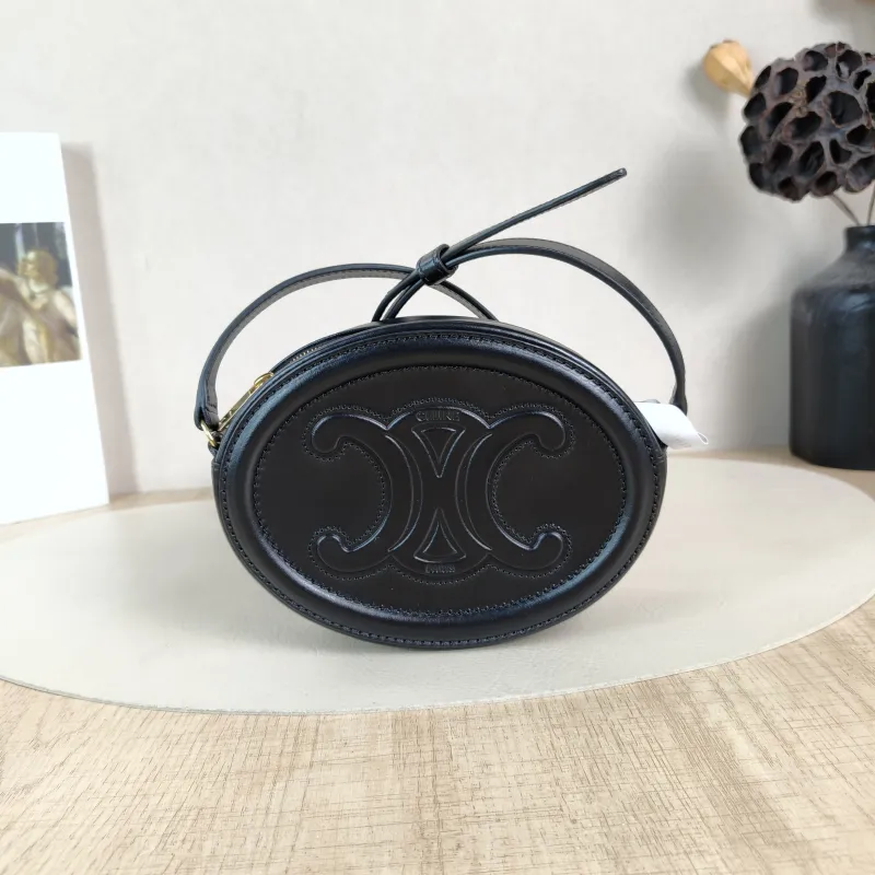 CELINE Crossbody Bag Cuir Triomphe Black Calfskin Small16 × 4 × 12.5 cm — cover view 2 of 5
