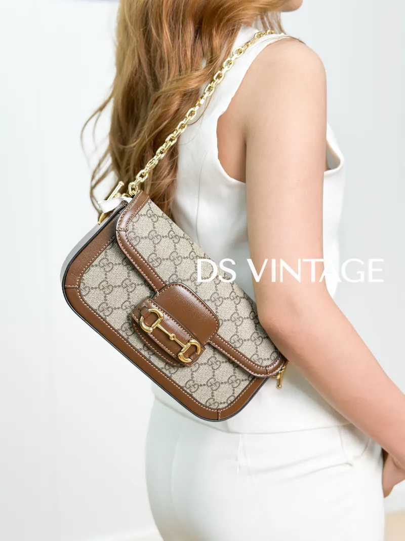 GUCCI Shoulder Bag Horsebit 1955 Horsebit Small Monogram · Shoulder Strap PVC Small 24 × 5.5 × 13 cm — on-model view 3 of 7