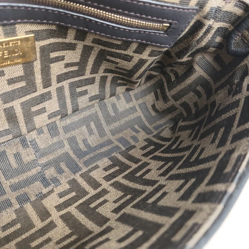 FENDI Crossbody Bag Baguette Baguette Bag Brown Canvas Medium 27 × 6 × 15 cm — detail view 7 of 11