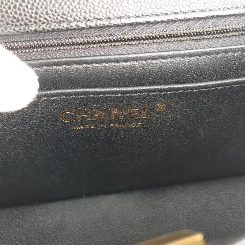 Chanel Crossbody Bag25b mini Black Grained Calfskin One Size20 × 6 × 12 cm — detail view 9 of 14
