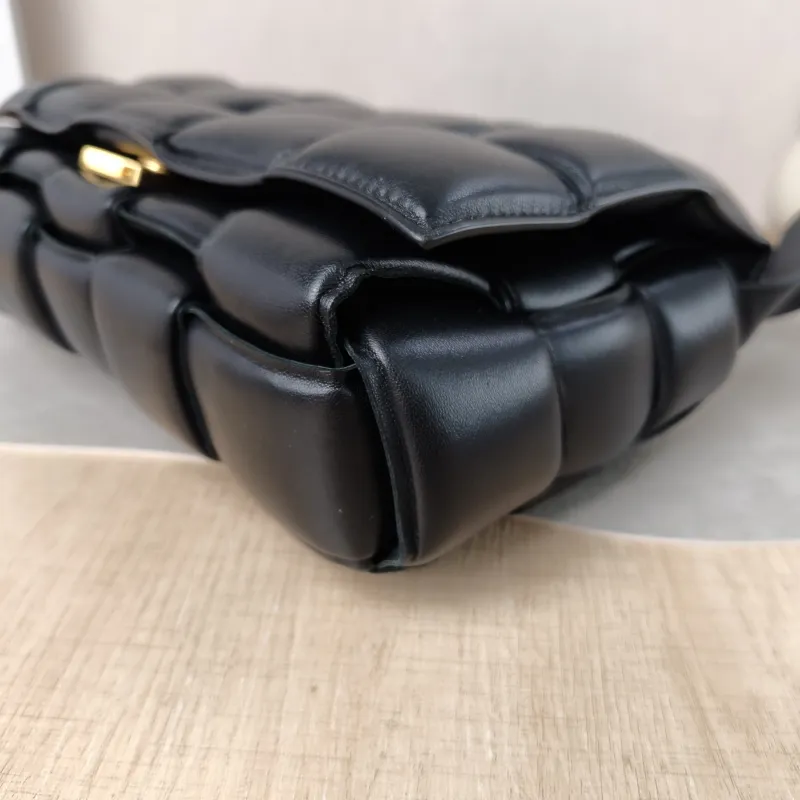 Bottega Veneta Crossbody Bag Padded Cassette Woven Black Lambskin Medium 26 × 8 × 18 cm — detail view 7 of 12