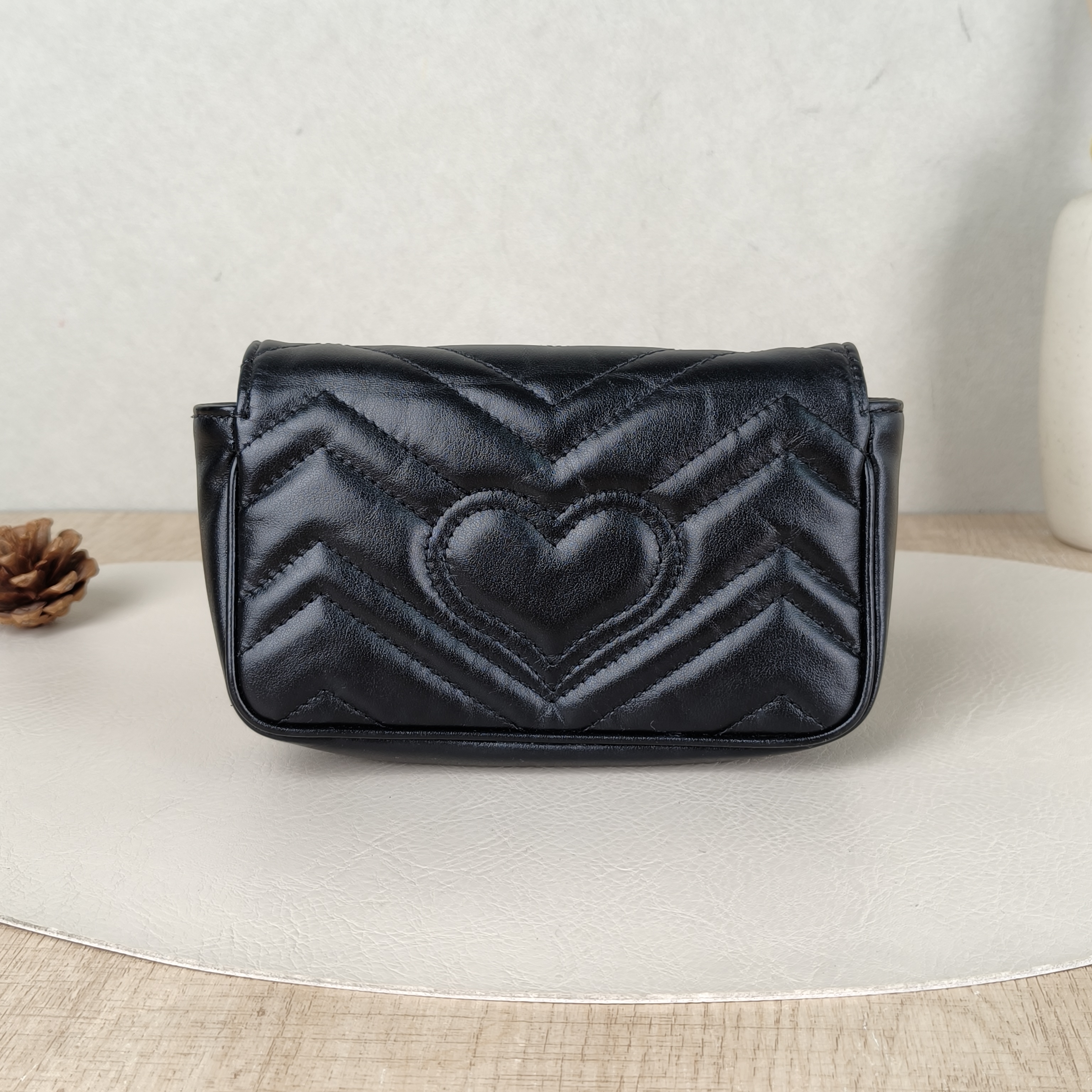 GUCCI Crossbody Bag GG Marmont Mini Marmont Mini Black Calfskinmini16.5 × 4.5 × 9.5 cm — cover view 3 of 6
