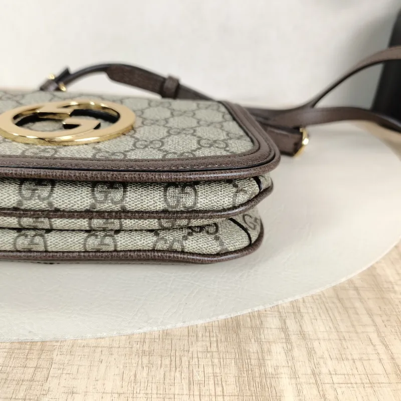 GUCCI Crossbody Bag Blondie Monogram PVC Small21 × 5 × 13 cm — detail view 6 of 14