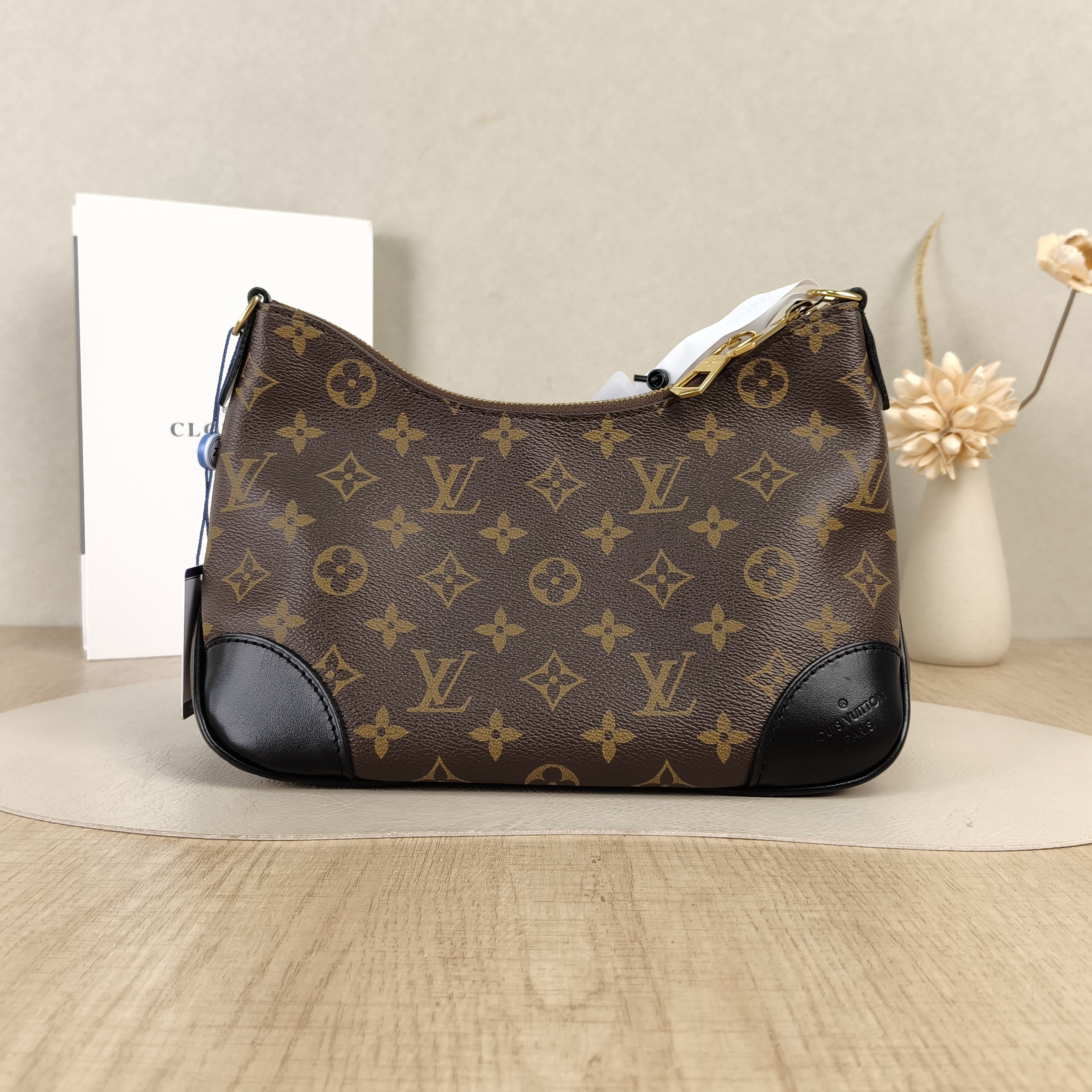 Louis Vuitton Crossbody Bag Boulogne PVC Small26 × 9.5 × 16 cm — cover view 2 of 5