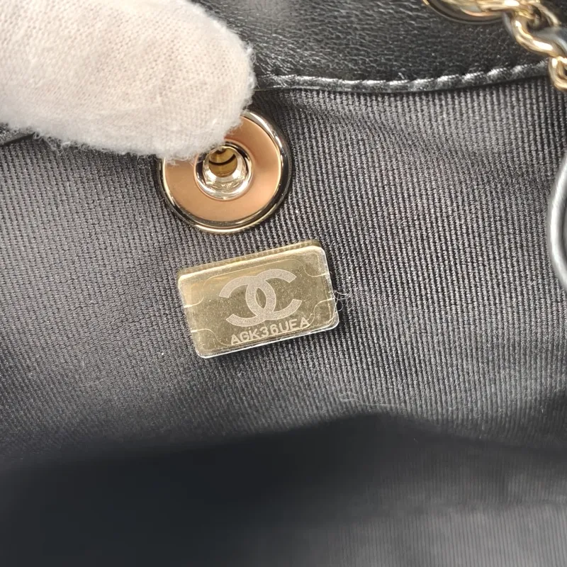 Chanel Backpack Duma Black Calfskin Small 18 × 12 × 18.5 cm — detail view 8 of 14