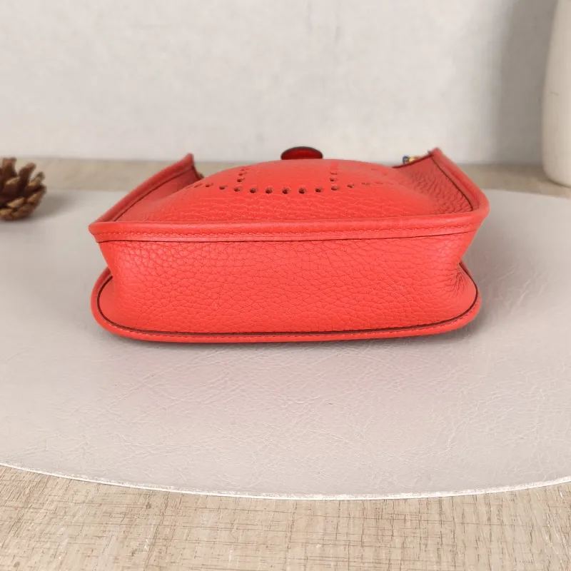 Hermès Crossbody Bag Evelyne Mini 16 Mini 16 S3 Red TC Calfskin Mini 17 × 5.5 × 18 cm Y — cover view 2 of 6