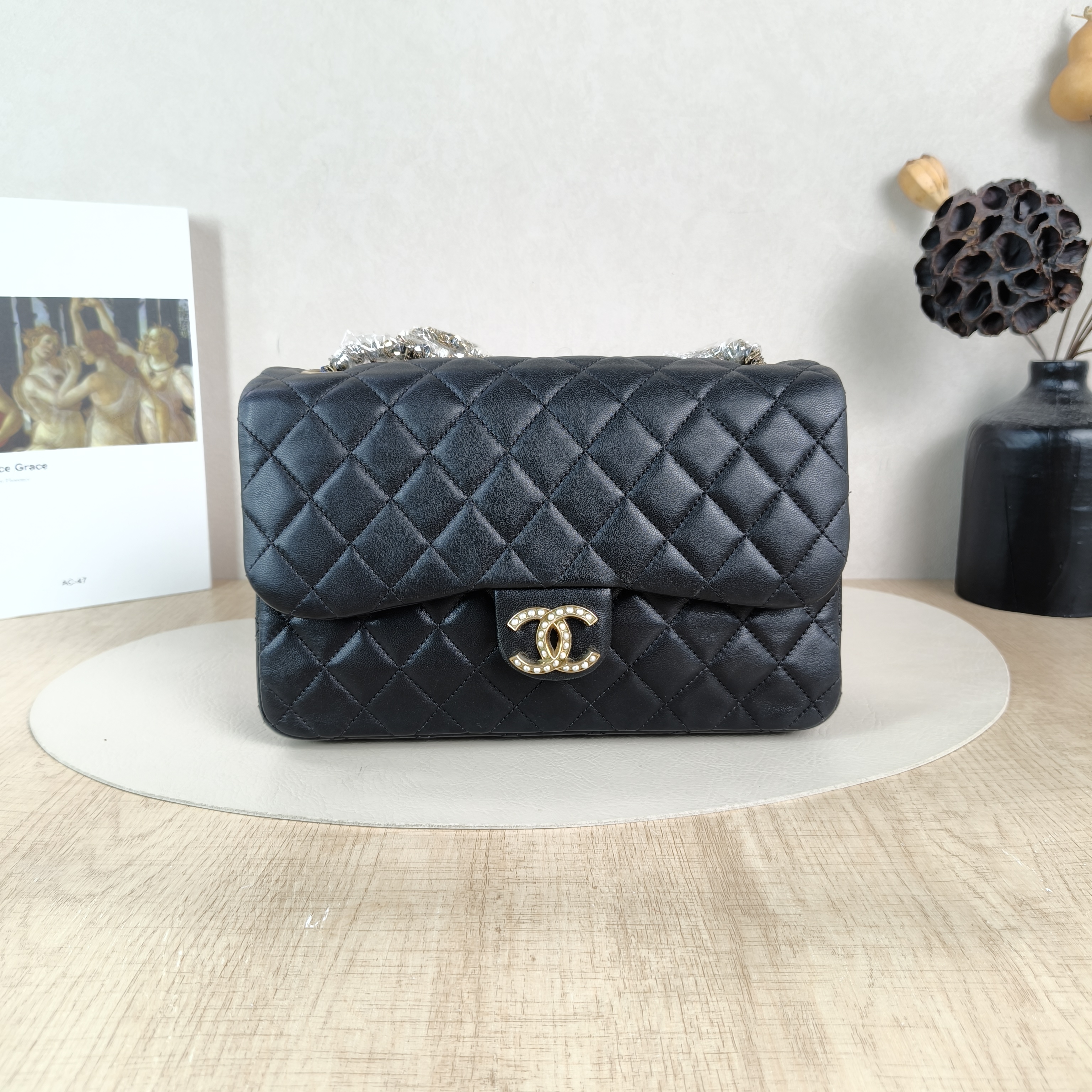 Chanel CF Pearl Crossbody Bag Black Lambskin One Size24 × 6 × 15 cm