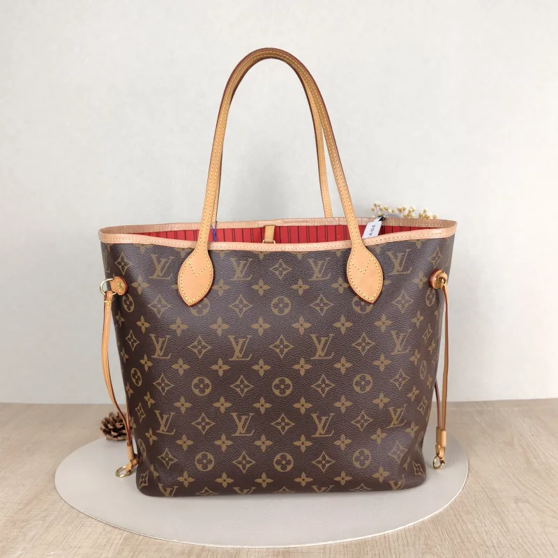 Louis Vuitton Shoulder Bag Neverfull Monogram PVC Medium 31 × 14 × 28 cm — cover view 4 of 5