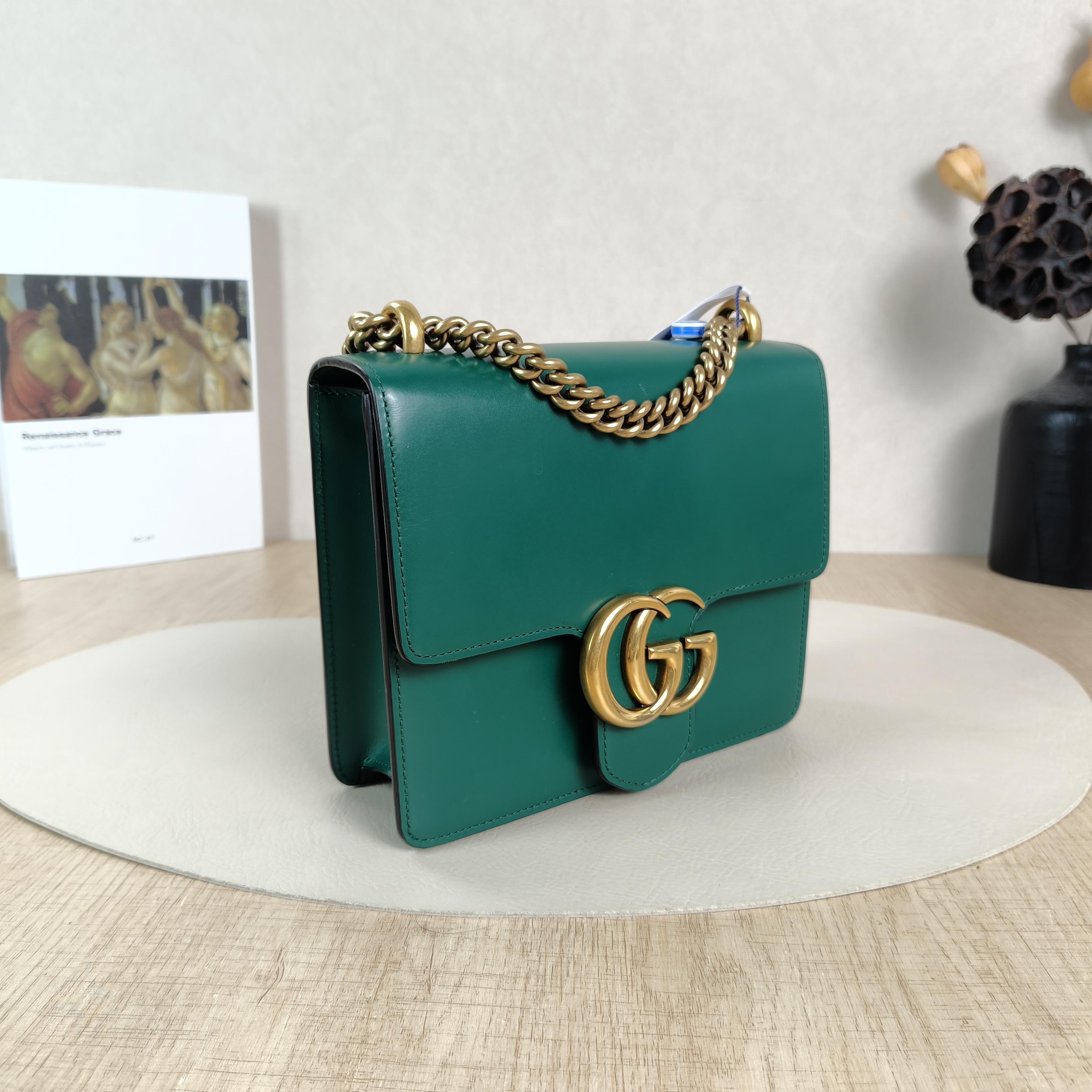 GUCCI Crossbody Bag Marmont Collection Crossbody Bag Green Calfskin One Size19 × 6 × 16 cm — cover view 4 of 5