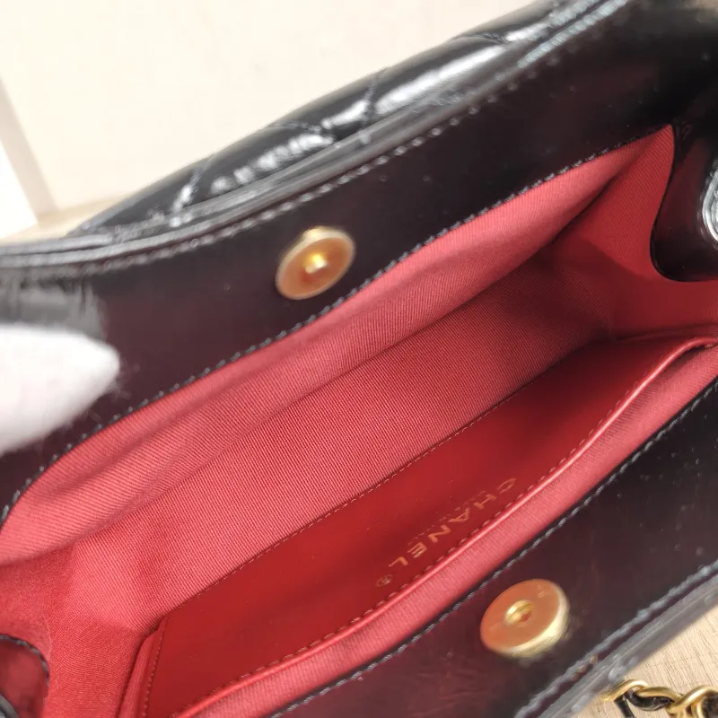 Chanel Crossbody Bag HOBO Black Waxed Leather Calfskin Small 19 × 6 × 17 cm — detail view 9 of 11