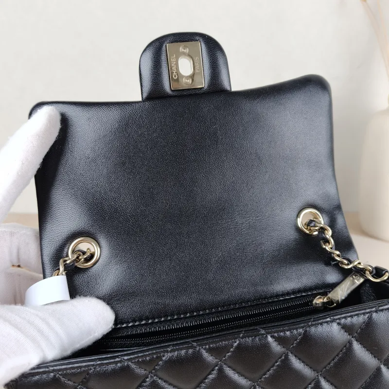 Chanel Crossbody Bagcf mini Crossbody Bag Black Lambskinmini18 × 5 × 11 cm — detail view 10 of 13