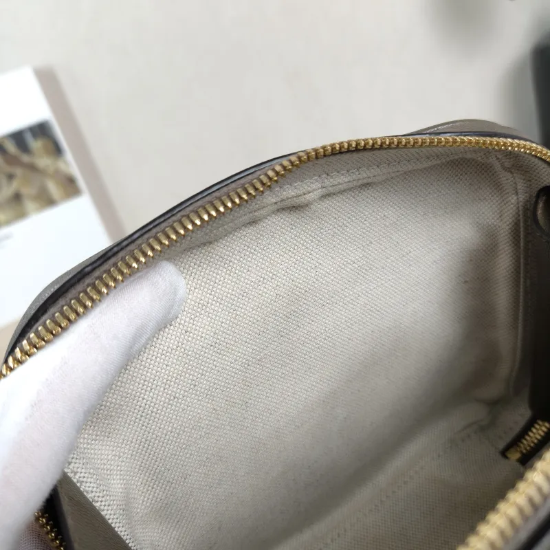 GUCCI Top Handle Bag Blondie Box Small17 × 9 × 15 cm — detail view 2 of 12
