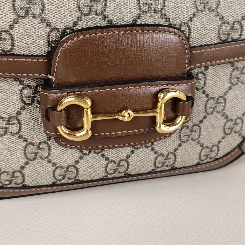 GUCCI Crossbody Bag Horsebit 1955 Horsebit Small Monogram PVC Small20.5 × 5 × 14.5 cm — detail view 2 of 12