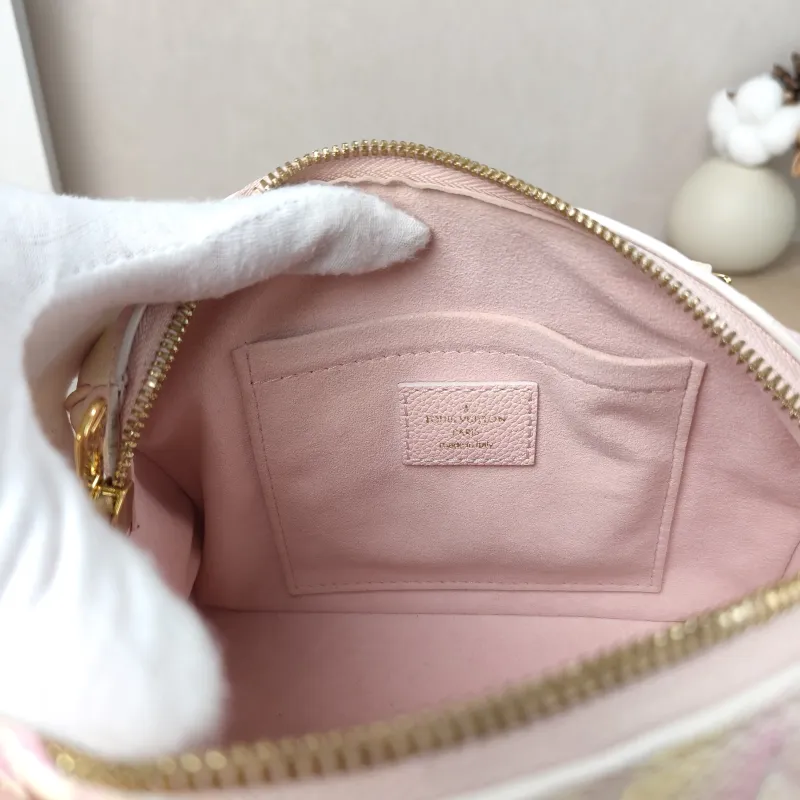 Louis Vuitton Crossbody Bag Speedy20 Calfskin One Size 20.5 × 12 × 13.5 cm — detail view 2 of 11