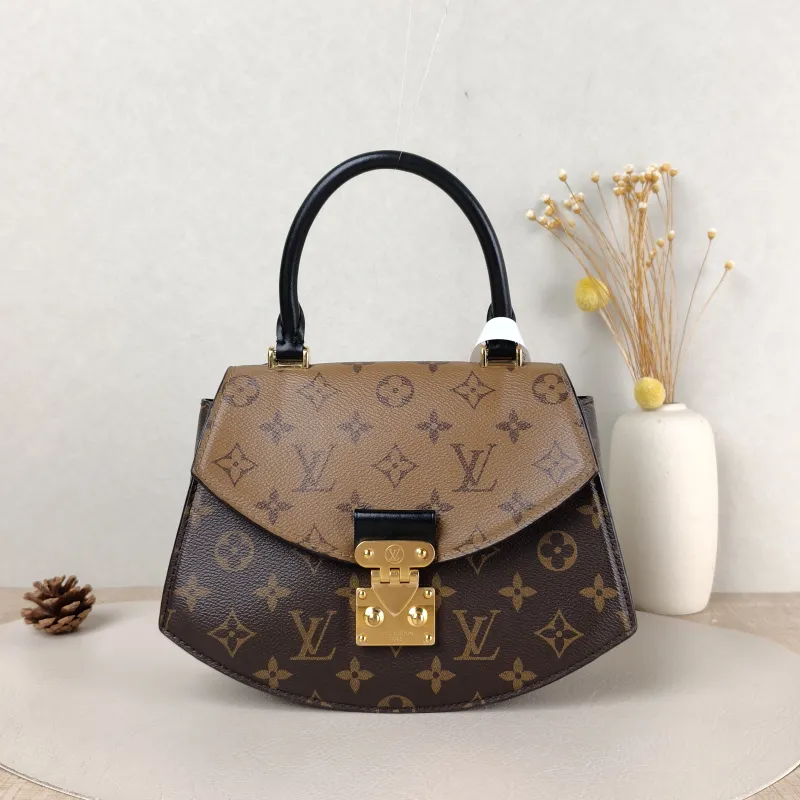 Louis Vuitton Crossbody Bag Tilsitt Monogram PVC Medium 24 × 7 × 18 cm
