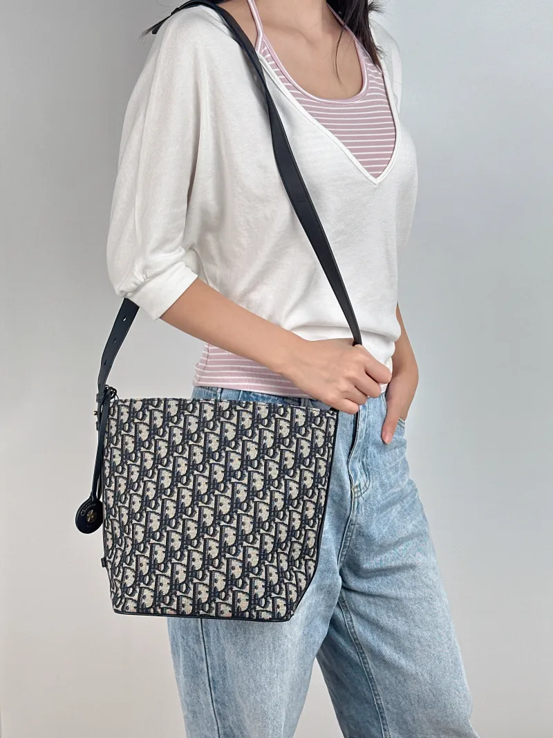 DIOR Shoulder Bag star Bucket Bucket Bag Blue Canvas Small24 × 15 × 24 cm — on-model view 3 of 3