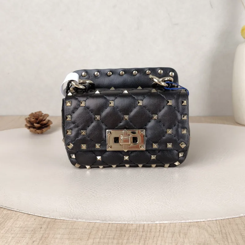 Valentino Shoulder Bag Rockstud Spike Shoulder Bag Black Lambskinmini14 × 6 × 10 cm