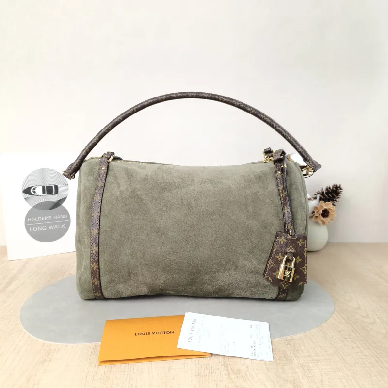 Louis Vuitton Shoulder Bag EXPRESS Shoulder Bag Green Suede Medium 36 × 18.5 × 24 cm — cover view 4 of 6