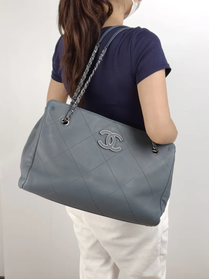 Chanel Shoulder Bag tote Grey Calfskin 38 × 15 × 25 cm 15 — on-model view 1 of 2
