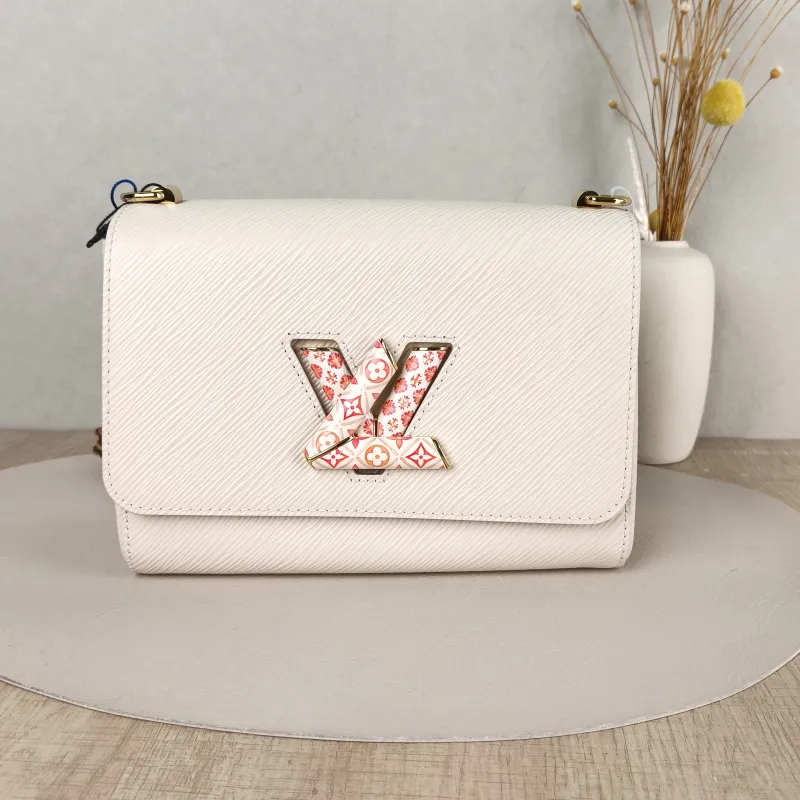 Louis Vuitton Crossbody Bag Twist White Epi Embossed Calfskin Pink 23 × 9.5 × 17 cm
