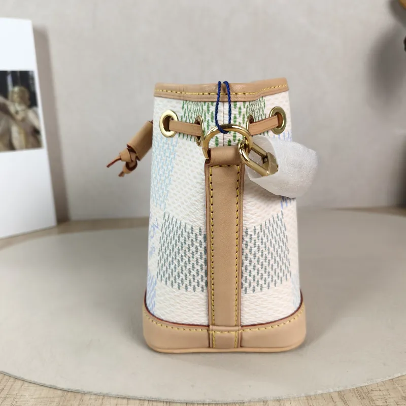 Louis Vuitton Shoulder Bag NANO NOÉ Bucket Bag Nano Colorblock PVC nano 13 × 10 × 16 cm — detail view 3 of 9