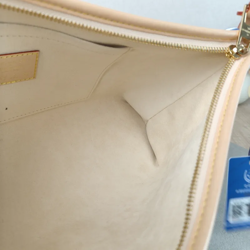 Louis Vuitton Shoulder Bag Carryall East West Multicolore PVC One Size 36 × 10 × 19 cm — detail view 1 of 12