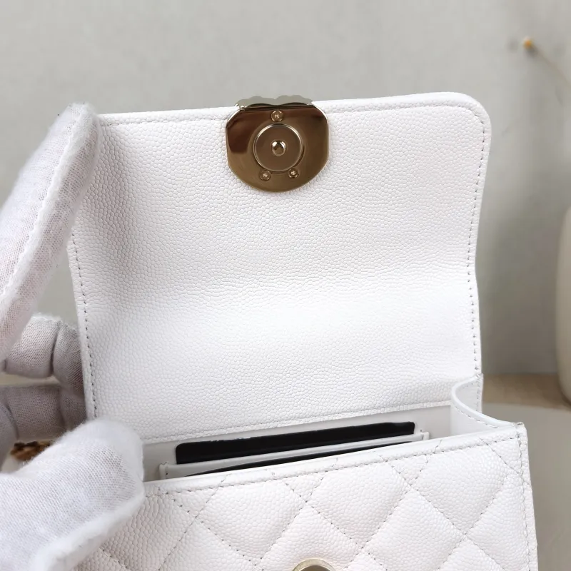 Chanel Crossbody Bag kelly White Gold Grained Calfskin nano 15 × 5 × 11 cm — detail view 9 of 13