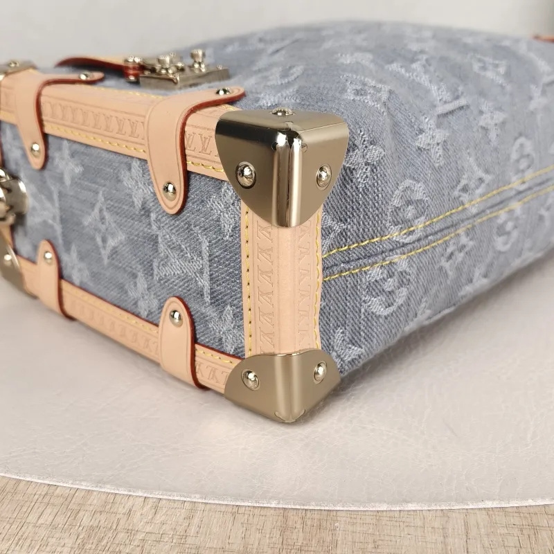 Louis Vuitton Crossbody Bag Side Trunk Box Grey Medium 23.5 × 8.5 × 16 cm — detail view 10 of 11