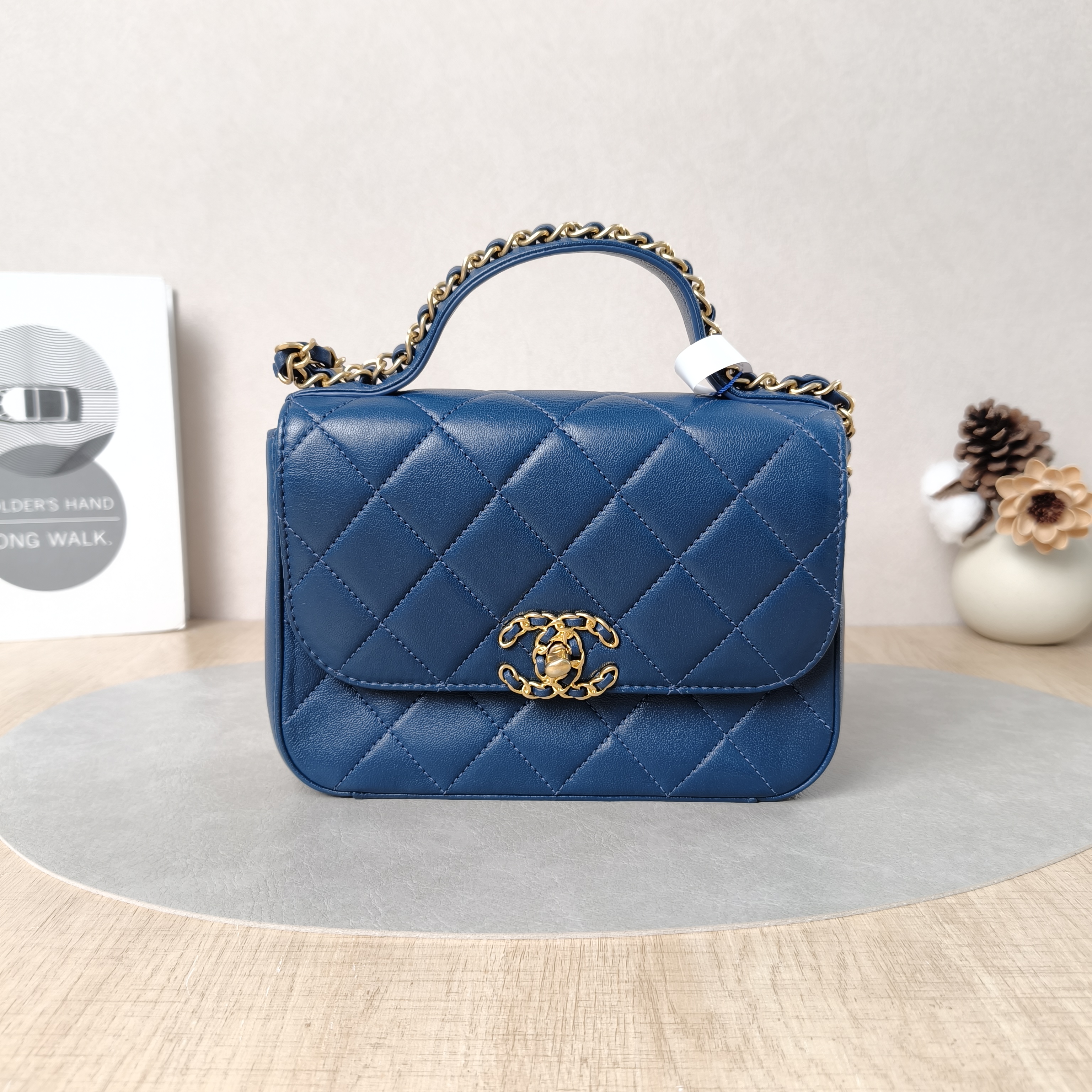 Chanel Crossbody Bag19bag Crossbody Bag Blue Lambskin One Size20 × 6 × 25 cm