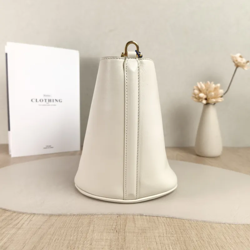 CELINE Crossbody Bag Bucket 16 Bucket Bag White Calfskin Small16 × 16 × 18 cm — detail view 1 of 9