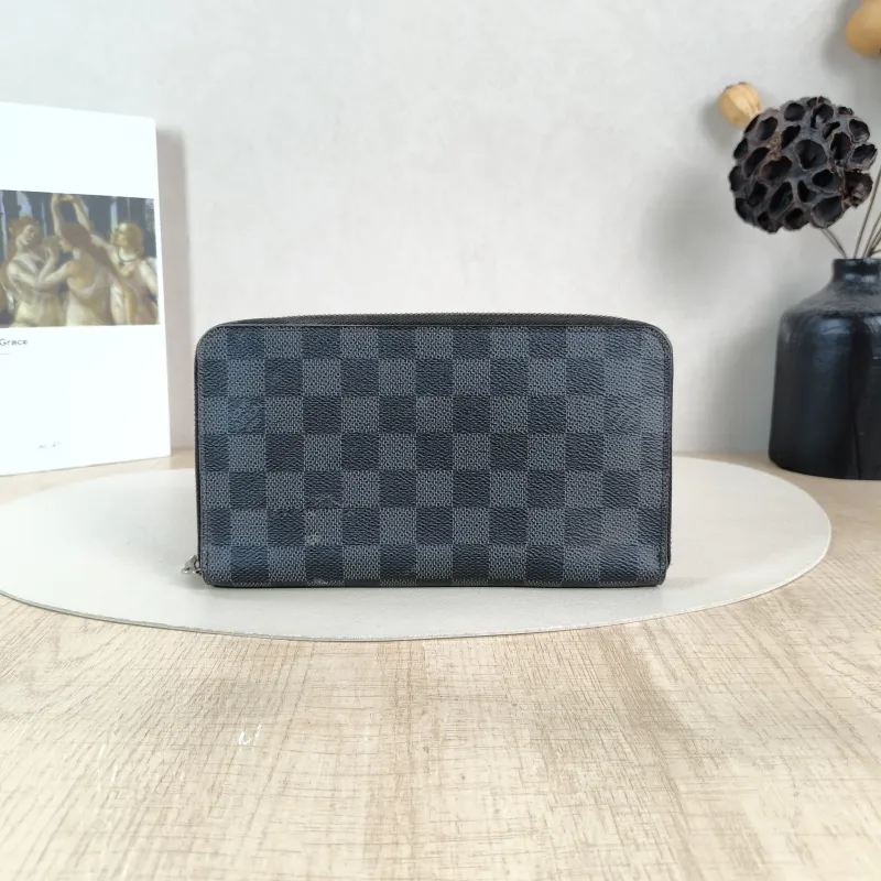 Louis Vuitton Wallet Edition Wallet PVC One Size20.5 × 2 × 12 cm