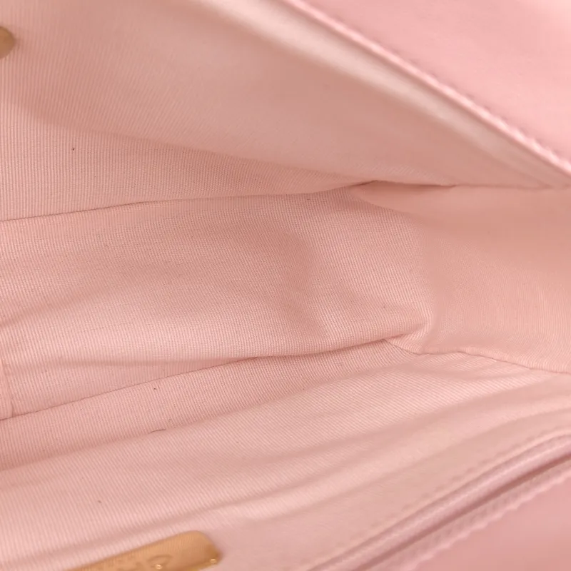 Chanel Crossbody Bag 19Bag Pink SL ambskin Small 26 × 9 × 16 cm — detail view 10 of 14