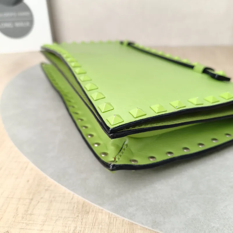Valentino Clutch Clutch Colorblock Calfskin One Size28 × 2 × 17 cm — detail view 6 of 16