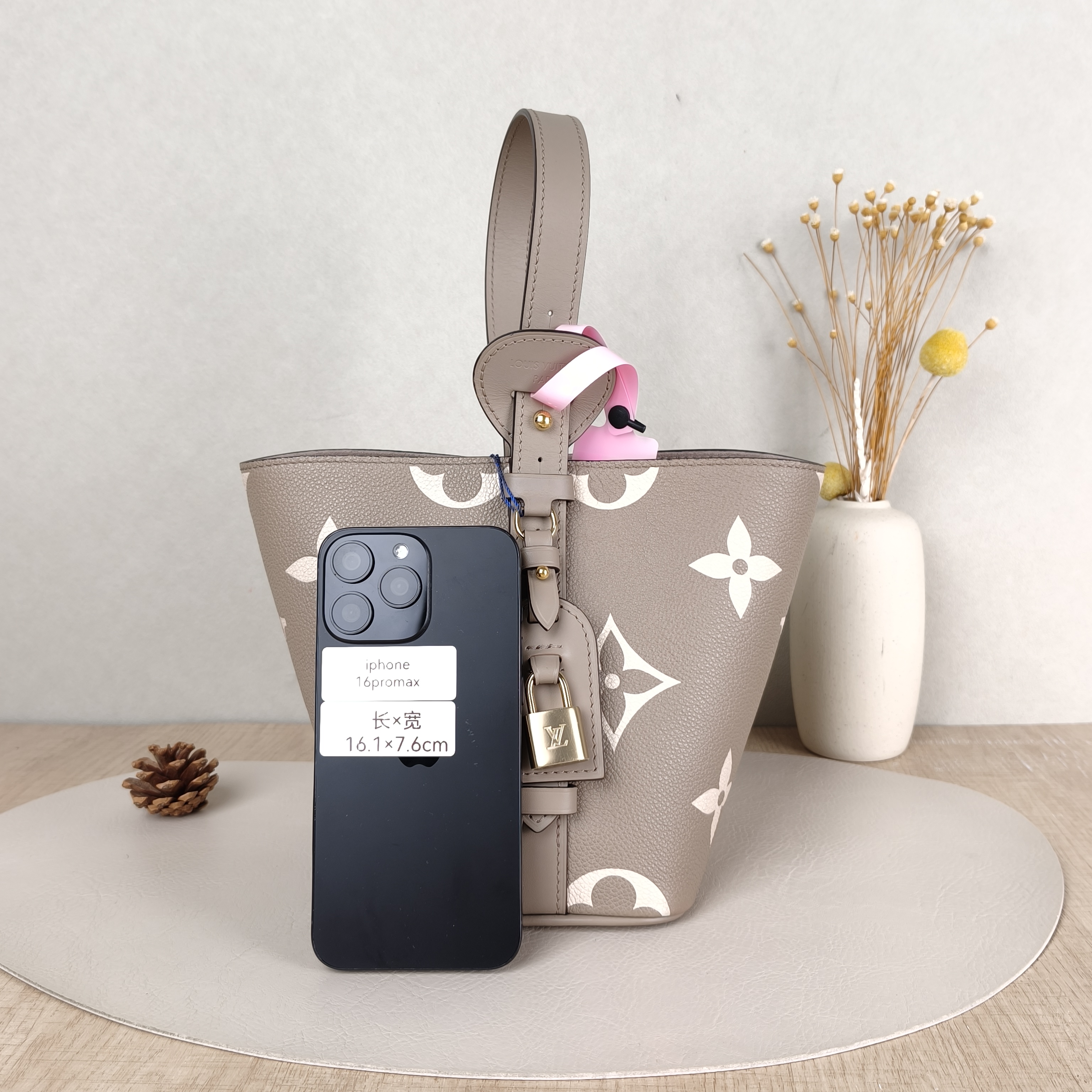 Louis Vuitton Top Handle Bag ALL IN BB · White Empreinte Embossed Calfskin BB16 × 12 × 18 cm — cover view 2 of 5