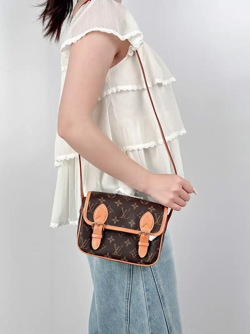 Louis Vuitton Crossbody Bag Satchel Messenger Bag Monogram PVC Mini 19.5 × 6 × 15 cm — on-model view 1 of 2