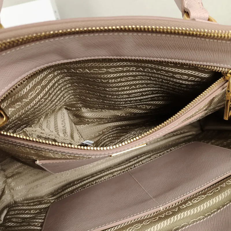 PRADA Top Handle Bag Galleria Galleria Bag Pink Calfskin One Size34 × 15 × 24 cm — detail view 4 of 13
