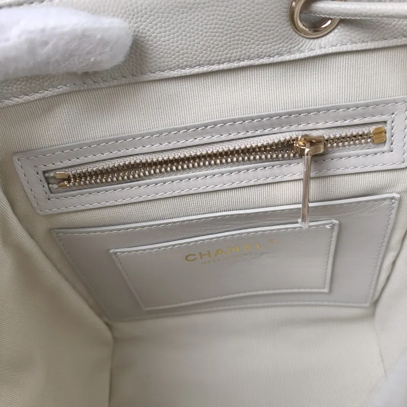 Chanel Backpack23s Backpack Grey Grained Calfskin Small18 × 10 × 23 cm — detail view 2 of 13