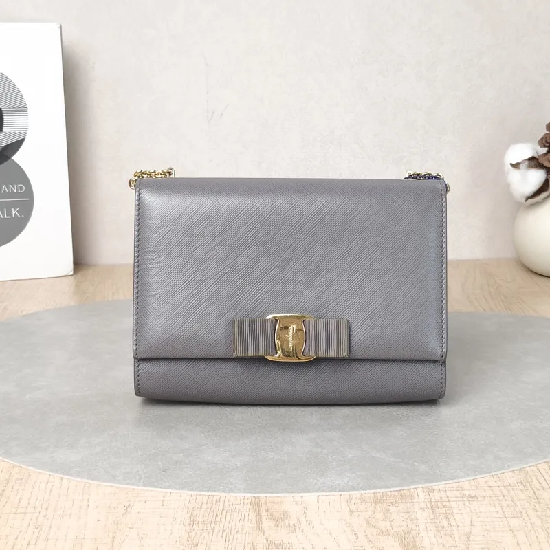 FERRAGAMO Crossbody Bag Chain Bag Grey Calfskinmini19 × 4 × 13 cm