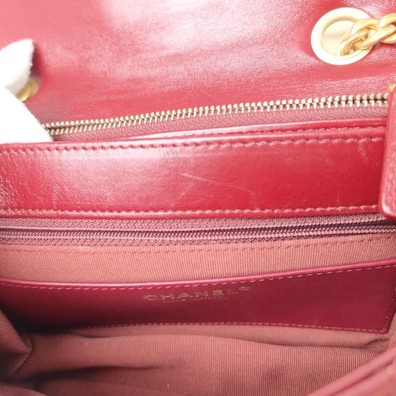 Chanel Crossbody Bag Burgundy Lambskin One Size 22 × 8 × 14 cm — detail view 1 of 12