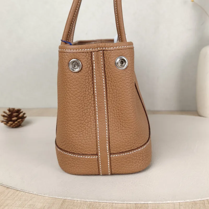 Hermès Top Handle Bag Neo Garden 23 Mini Negonda Calfskin Mini 23 × 10 × 16 cm K — detail view 7 of 9