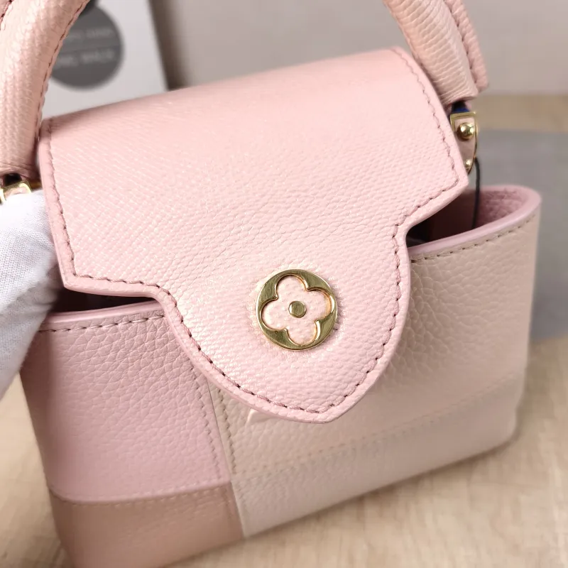 Louis Vuitton Crossbody Bag Capucines Pink Colorblock Calfskin · mini21 × 8 × 14 cm — detail view 13 of 13