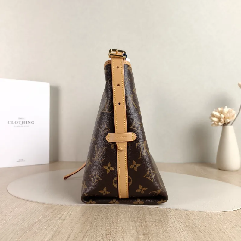Louis Vuitton Crossbody Bag Carryall Monogram PVC Small 29 × 12 × 24 cm — detail view 7 of 12