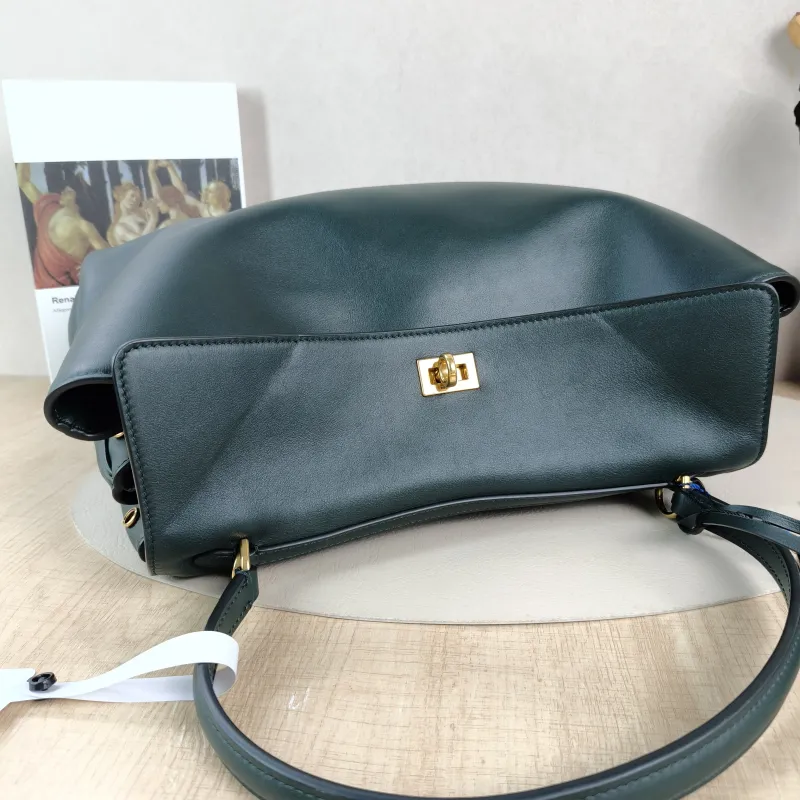 BALENCIAGA Crossbody Bag RODEO Green Calfskin Medium35 × 11 × 23.5 cm — detail view 3 of 12
