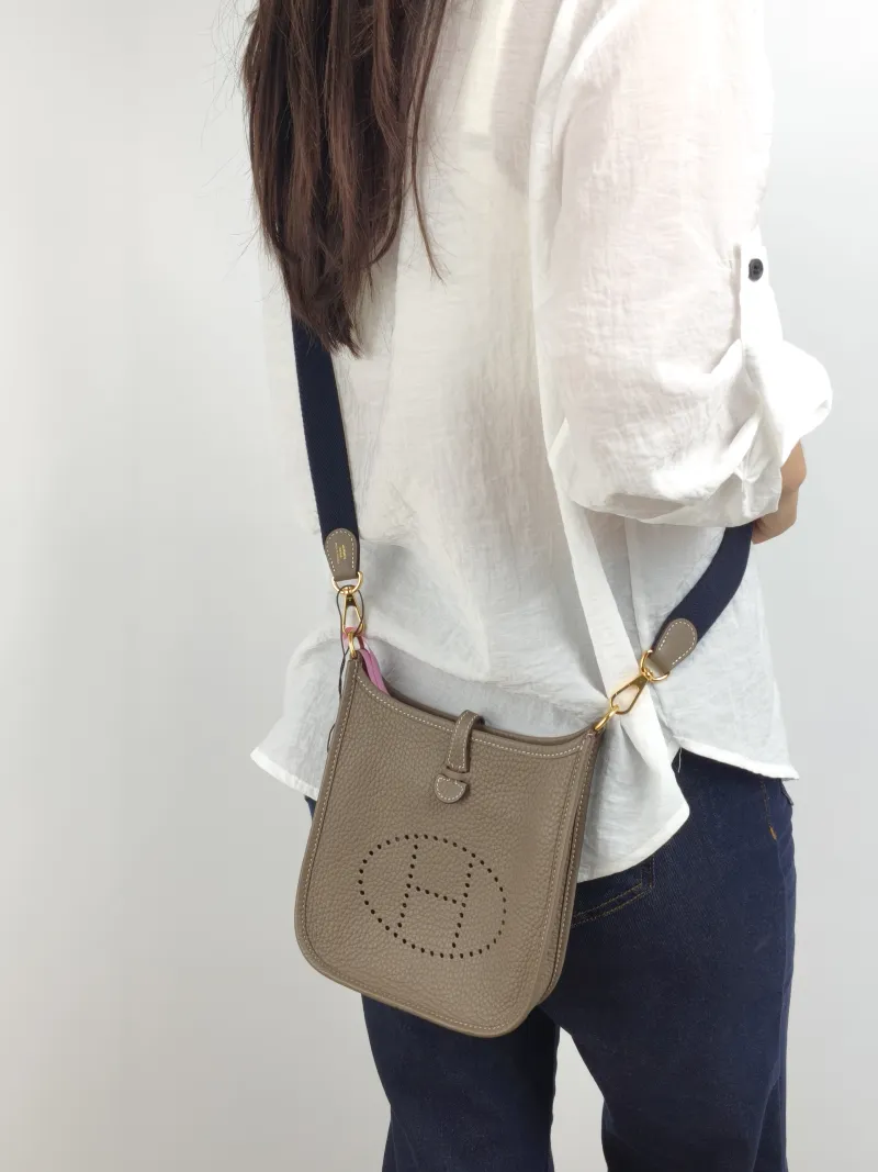 Hermès Crossbody Bag Evelyne Mini 16 Mini 16 TC Calfskin Mini 17 × 5.5 × 18 cm k Blue Shoulder Strap — on-model view 2 of 2