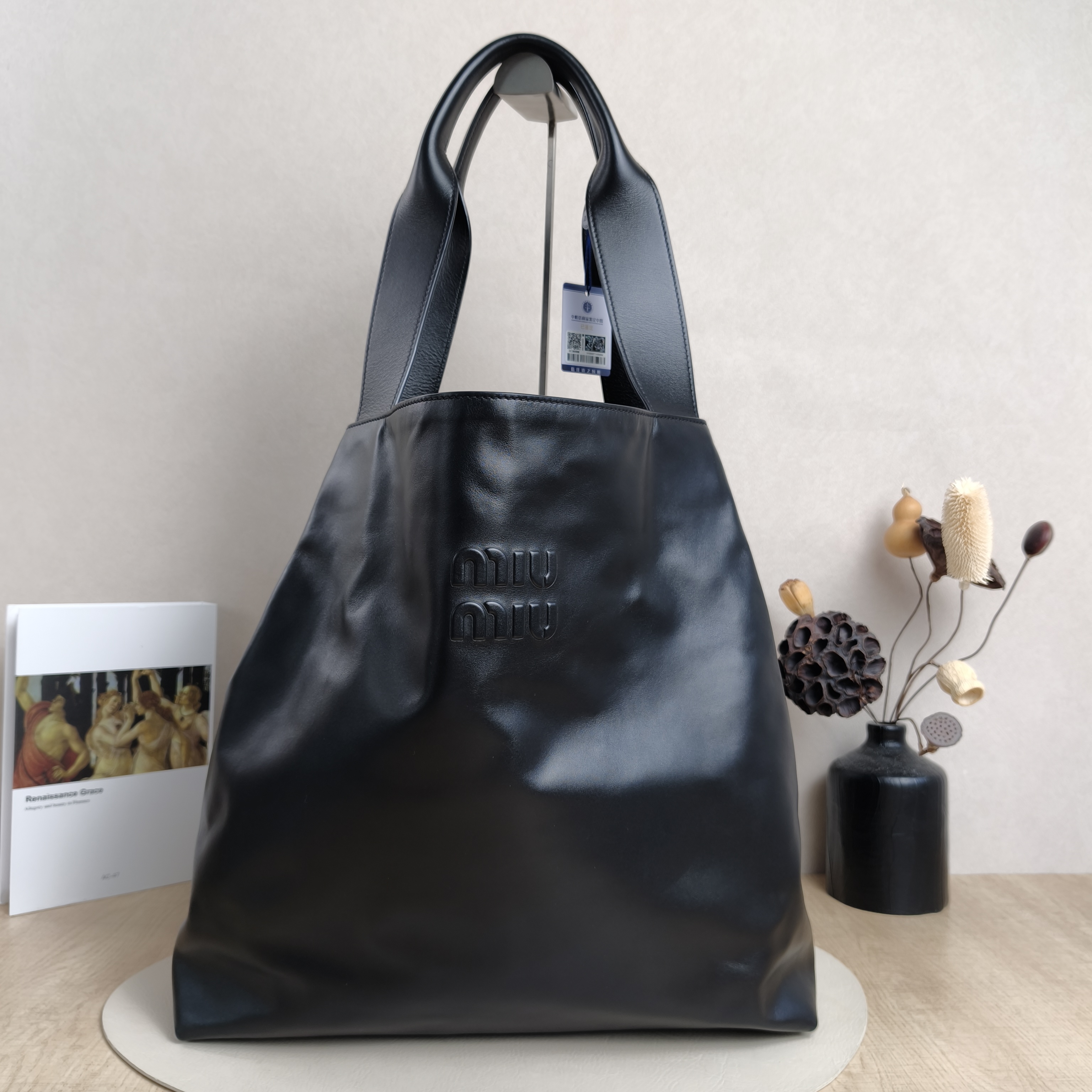 Miumiu Shoulder Bag Tote Bag Shopping Tote Black Lambskin 39 × 11 × 38.5 cm